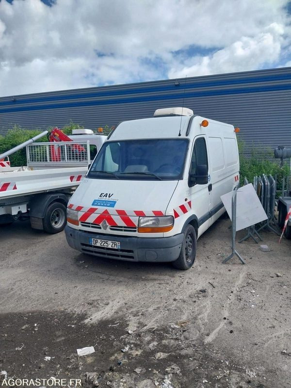 RENAULT Master ITV Hydrovideo 2003 220000Km Roulant Sans Groupe électrogène - Furgón: foto 1 RENAULT Master ITV Hydrovideo 2003 220000Km Roulant Sans Groupe électrogène - Furgón: foto 1