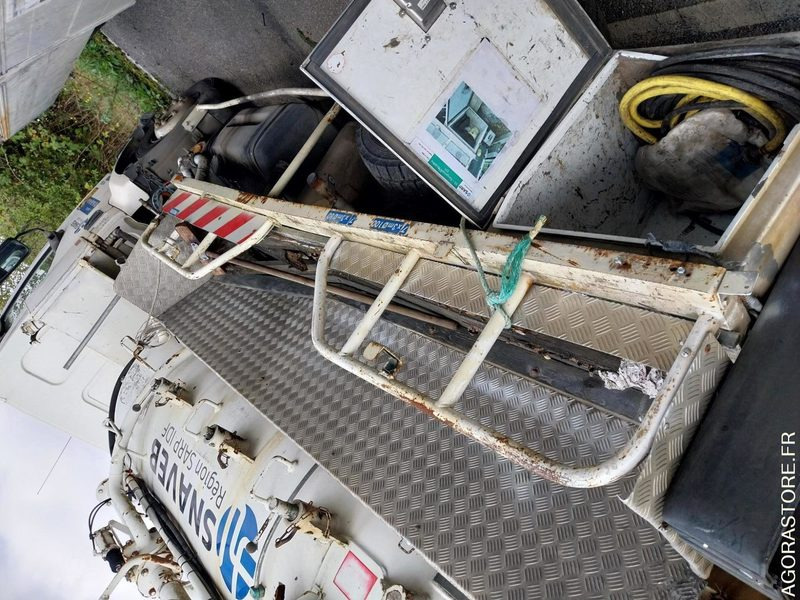 Limpieza de alcantarillado RENAULT Midlum 13T 220CV HUWER 2005 (280 000Km) ROULANT EXPORT UNIQUEMENT: foto 7