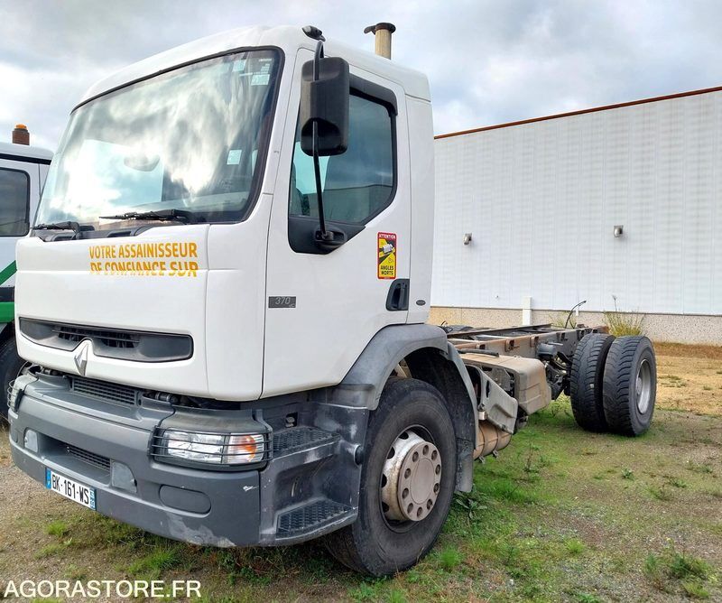 RENAULT PREMIUM 370-19 / 2007 / 371820 km - Chasis camión: foto 2 RENAULT PREMIUM 370-19 / 2007 / 371820 km - Chasis camión: foto 2