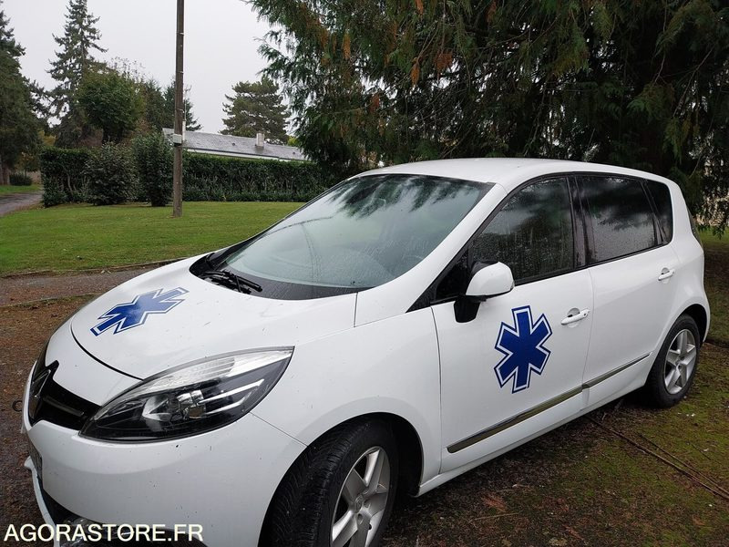 RENAULT SCENIC 2015 226431kms - Coche: foto 1 RENAULT SCENIC 2015 226431kms - Coche: foto 1