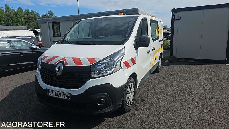 RENAULT TRAFIC - 2018 - 172115 km - EZ849SM - Furgón: foto 1 RENAULT TRAFIC - 2018 - 172115 km - EZ849SM - Furgón: foto 1