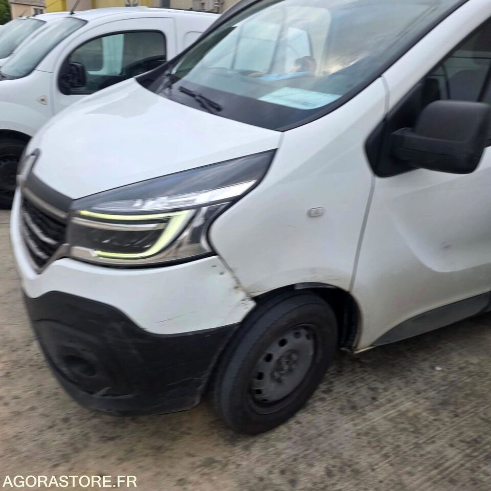 RENAULT TRAFIC 3 2.0 DCI 120 - Furgón: foto 3 RENAULT TRAFIC 3 2.0 DCI 120 - Furgón: foto 3