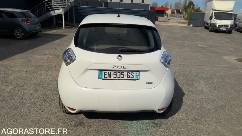 RENAULT ZOE - 2017 - 63000 KMS - CT OK - AUTONOMIE 210 KMS - Coche: foto 5 RENAULT ZOE - 2017 - 63000 KMS - CT OK - AUTONOMIE 210 KMS - Coche: foto 5