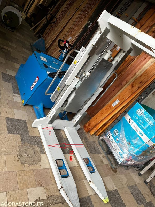 RETOURNEUR DE PALETTES autonome transpalette - Herramienta/ Equipo: foto 4 RETOURNEUR DE PALETTES autonome transpalette - Herramienta/ Equipo: foto 4