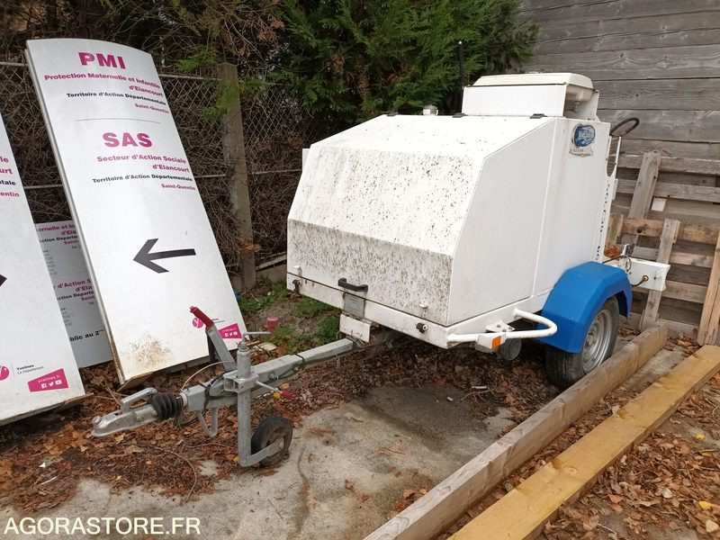 Remorque Hydrocureuse BAROCLEAN - Herramienta/ Equipo: foto 2 Remorque Hydrocureuse BAROCLEAN - Herramienta/ Equipo: foto 2