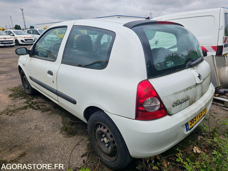 Renault Clio - 2007 - 207043km - 3891ZS76 - Coche: foto 4 Renault Clio - 2007 - 207043km - 3891ZS76 - Coche: foto 4