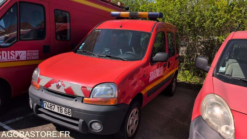 Renault - Kangoo 4x4 -2003 - 200000KM - 7487YB68 - Furgoneta pequeña: foto 1 Renault - Kangoo 4x4 -2003 - 200000KM - 7487YB68 - Furgoneta pequeña: foto 1