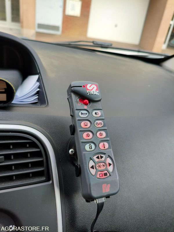 Renault Kangoo II Police municipale 21785 kms 2019 - Furgón: foto 5 Renault Kangoo II Police municipale 21785 kms 2019 - Furgón: foto 5
