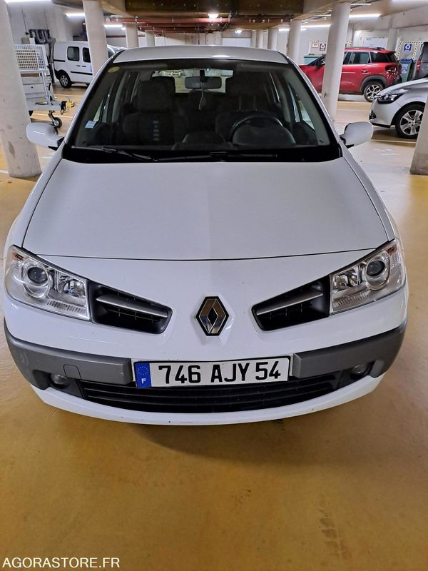 Renault Megane VERS.II 1.5 DCI 85 5P - Coche: foto 1 Renault Megane VERS.II 1.5 DCI 85 5P - Coche: foto 1