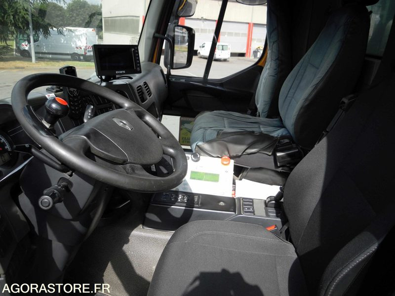 Renault Premium 4x2 équipé d'une benne à ordures SEMAT Série 14000 - Camión de basura: foto 4 Renault Premium 4x2 équipé d'une benne à ordures SEMAT Série 14000 - Camión de basura: foto 4