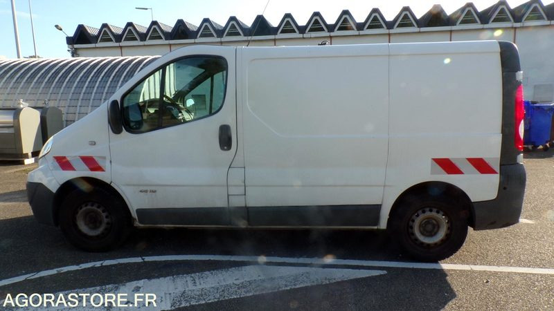 Renault Trafic AD-751-WW (BE) - Furgón: foto 1 Renault Trafic AD-751-WW (BE) - Furgón: foto 1