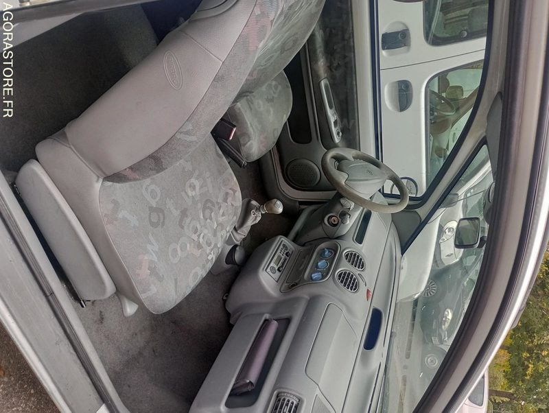 Renault Twingo 2005 108501kms - Coche: foto 4 Renault Twingo 2005 108501kms - Coche: foto 4