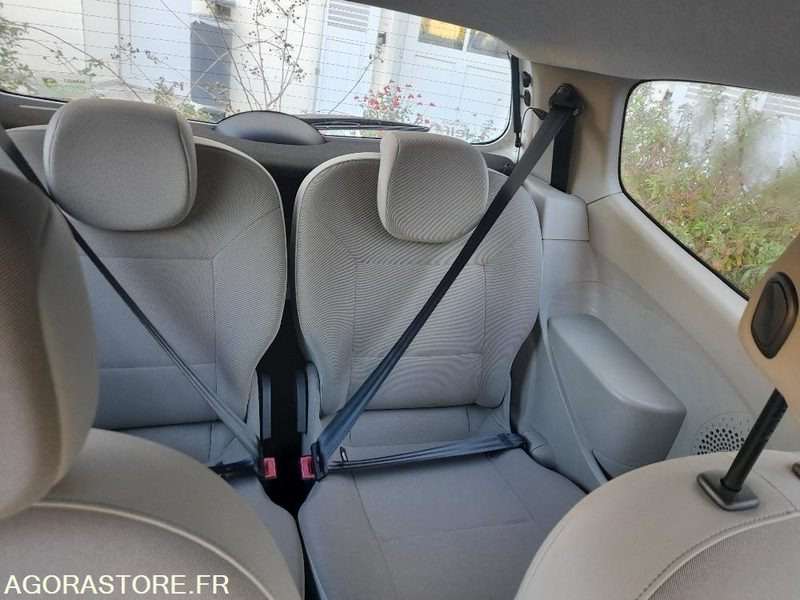 Renaut Twingo AW899MR de 2011 - 44374km - Coche: foto 4 Renaut Twingo AW899MR de 2011 - 44374km - Coche: foto 4