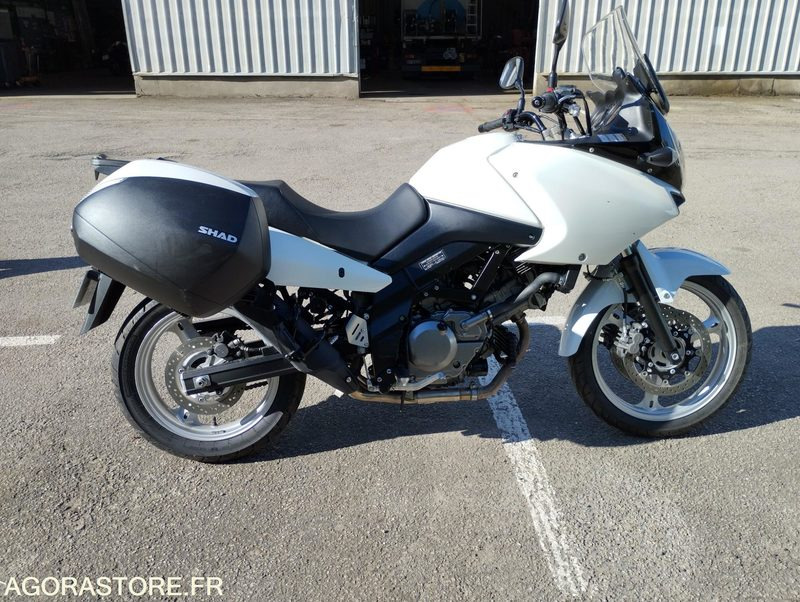 SUZUKI DL650 VSTROM 16500kms - 2009 - Motocicleta: foto 1 SUZUKI DL650 VSTROM 16500kms - 2009 - Motocicleta: foto 1