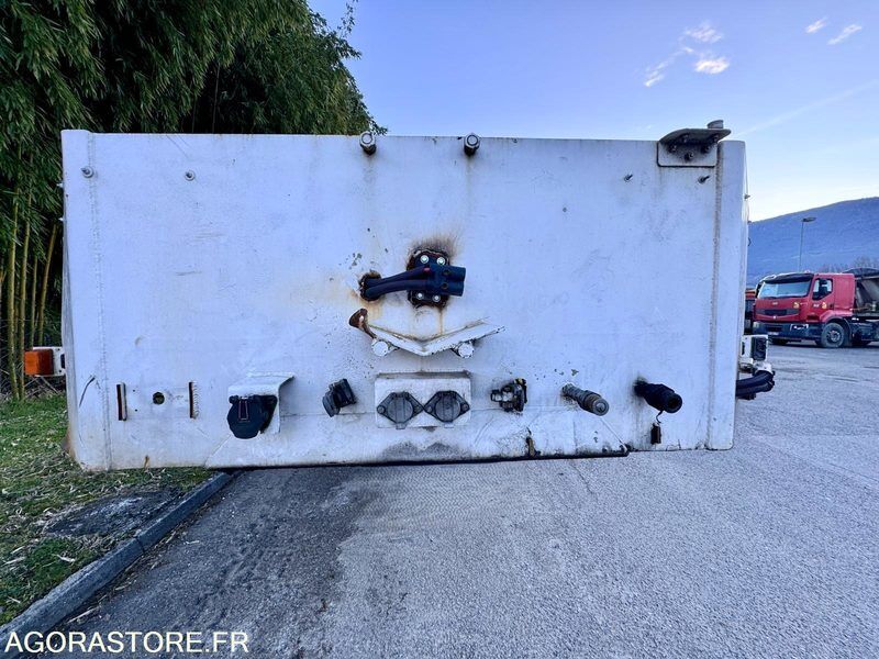 Semi remorque porte engins 3 essieux ACTM ANNE 2002 - Semirremolque: foto 5 Semi remorque porte engins 3 essieux ACTM ANNE 2002 - Semirremolque: foto 5