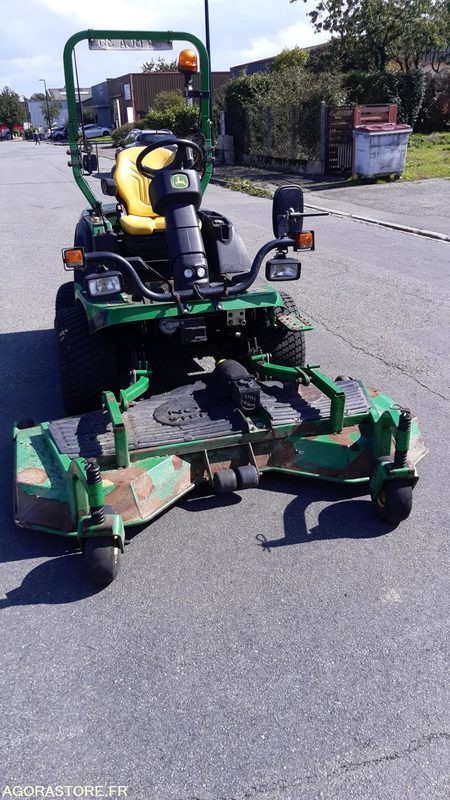 TONDEUSE FRONTALE JOHN DEERE - Cortacésped: foto 2 TONDEUSE FRONTALE JOHN DEERE - Cortacésped: foto 2