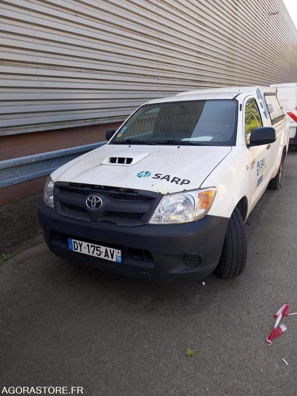 TOYOTA Hilux Groupe HP 2007 (448000Km) VENTE EXPORT UNIQUEMENT ROULANT - Furgoneta pequeña: foto 1 TOYOTA Hilux Groupe HP 2007 (448000Km) VENTE EXPORT UNIQUEMENT ROULANT - Furgoneta pequeña: foto 1