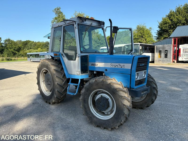 TRACTEUR AGRICOLE LANDINI 4X4 85 CV - Tractor: foto 1 TRACTEUR AGRICOLE LANDINI 4X4 85 CV - Tractor: foto 1
