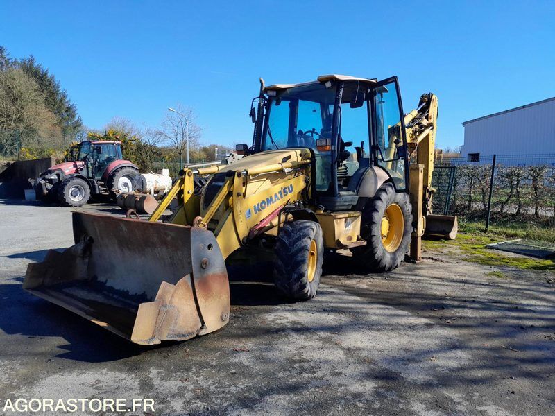 TRACTOPELLE KOMATSU WB 97R - Retroexcavadora: foto 1 TRACTOPELLE KOMATSU WB 97R - Retroexcavadora: foto 1