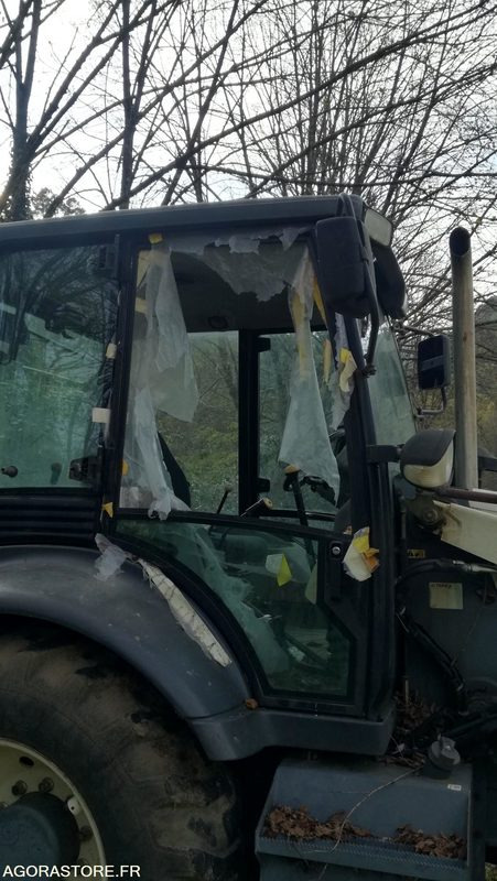 Retroexcavadora TRACTOPELLE TEREX 820: foto 7