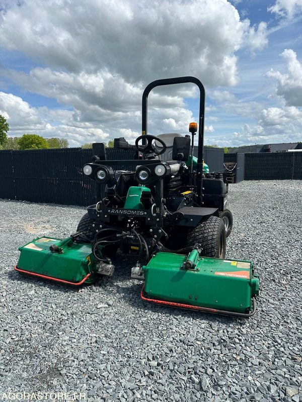 Tondeuse DIESEL RANSOMES 2m30 Coupe MARTEAUX ! 35cv - Cortacésped: foto 2 Tondeuse DIESEL RANSOMES 2m30 Coupe MARTEAUX ! 35cv - Cortacésped: foto 2