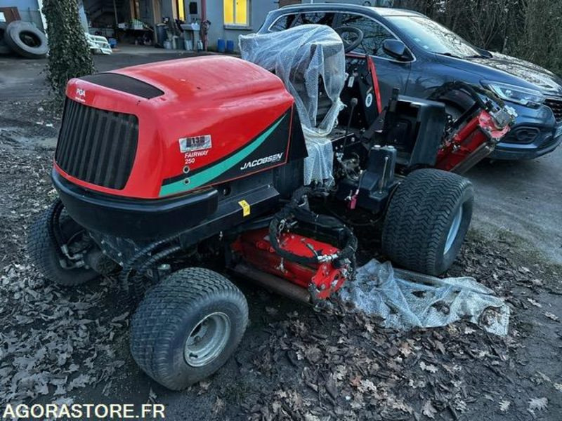 Tondeuse green de golf Jacobsen Fairway 250 - 1314 heures - Cortacésped: foto 1 Tondeuse green de golf Jacobsen Fairway 250 - 1314 heures - Cortacésped: foto 1