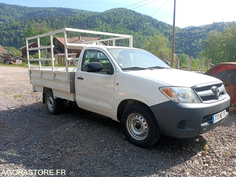 Toyota Hilux Plateau - 213000 km - Diesel - Pick-up: foto 2 Toyota Hilux Plateau - 213000 km - Diesel - Pick-up: foto 2