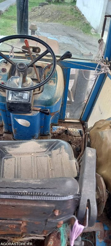 Tracteur Ford 5610 avec chargeur Mailleux - Tractor: foto 5 Tracteur Ford 5610 avec chargeur Mailleux - Tractor: foto 5