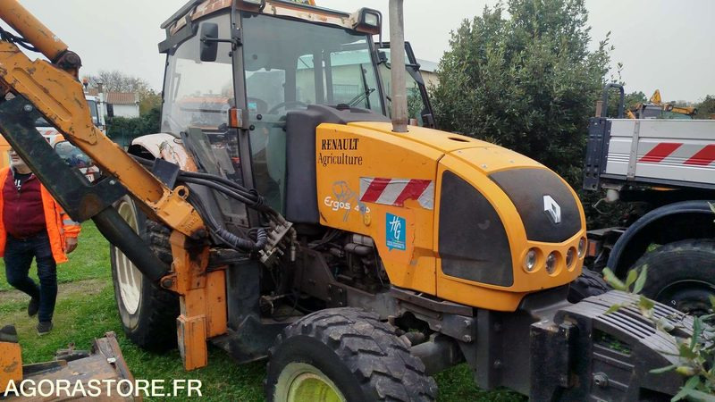 Tracteur RENAULT ERGOS 446 - 2009 - 17145h - 799CKY31 - Tractor: foto 1 Tracteur RENAULT ERGOS 446 - 2009 - 17145h - 799CKY31 - Tractor: foto 1