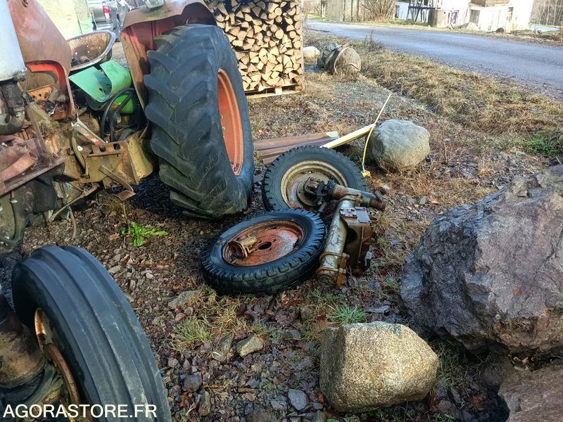 Tracteurs Zetor 55cv - Diesel - Pour Pièces - Tractor: foto 4 Tracteurs Zetor 55cv - Diesel - Pour Pièces - Tractor: foto 4