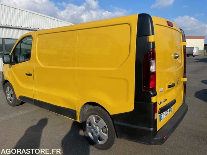 VIVARO FG L1H1 2700 1.6 CDTI 95. 02/2018. 154500KM - Furgón: foto 3 VIVARO FG L1H1 2700 1.6 CDTI 95. 02/2018. 154500KM - Furgón: foto 3
