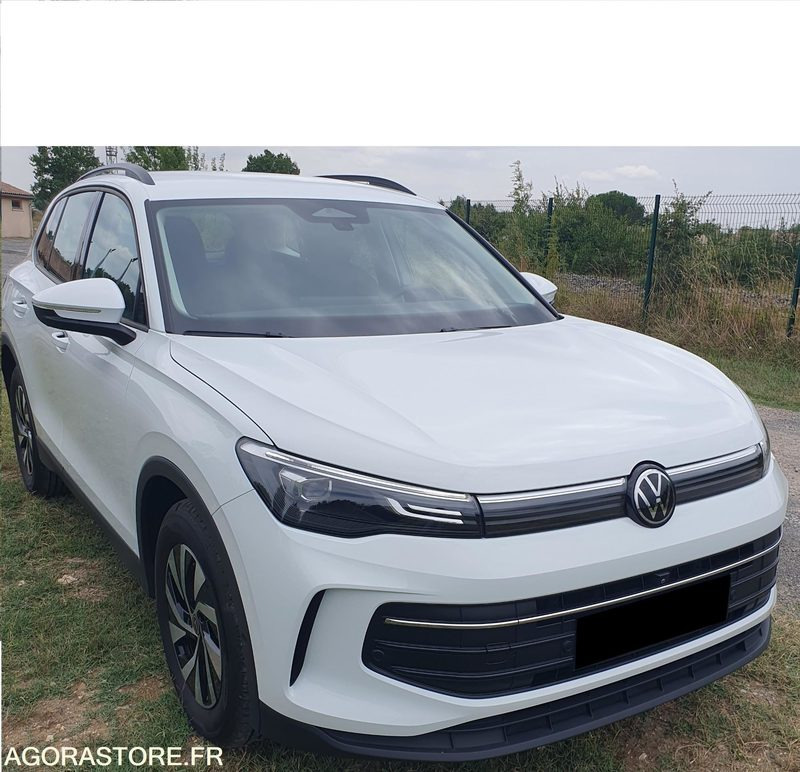 VOLKSWAGEN NOUVEAU TIGUAN 1.5 eTSI 150 cv EDITION DSG 2024 10.500 kms - Coche: foto 1 VOLKSWAGEN NOUVEAU TIGUAN 1.5 eTSI 150 cv EDITION DSG 2024 10.500 kms - Coche: foto 1