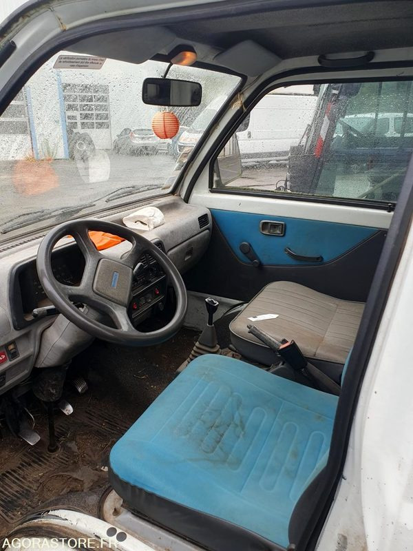 VQ-V20M PIAGGIO PORTER. - Volquete furgoneta: foto 5 VQ-V20M PIAGGIO PORTER. - Volquete furgoneta: foto 5