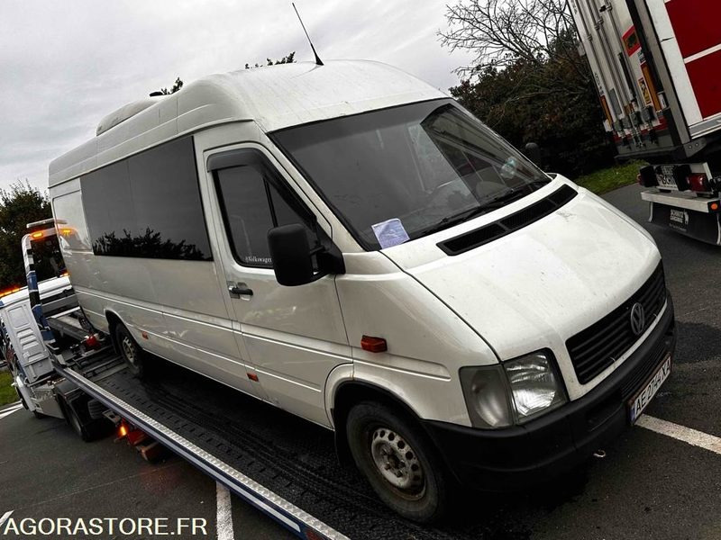 9 PLACES VOLKSWAGEN LT 35 TDI L3 H2 AIR CLIM - Vehículo comercial ligero: foto 1 9 PLACES VOLKSWAGEN LT 35 TDI L3 H2 AIR CLIM - Vehículo comercial ligero: foto 1