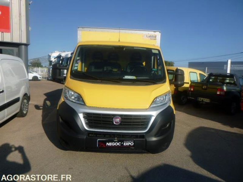 Fiat DUCATO HAYON PACK CARBURANT GNV+SP PETITE CAPACITE - Vehículo comercial ligero: foto 2 Fiat DUCATO HAYON PACK CARBURANT GNV+SP PETITE CAPACITE - Vehículo comercial ligero: foto 2