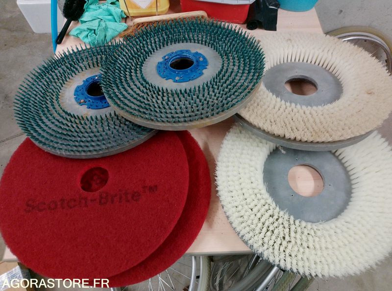 Auto laveuse TENNANT T300 - Fregadora: foto 1 Auto laveuse TENNANT T300 - Fregadora: foto 1