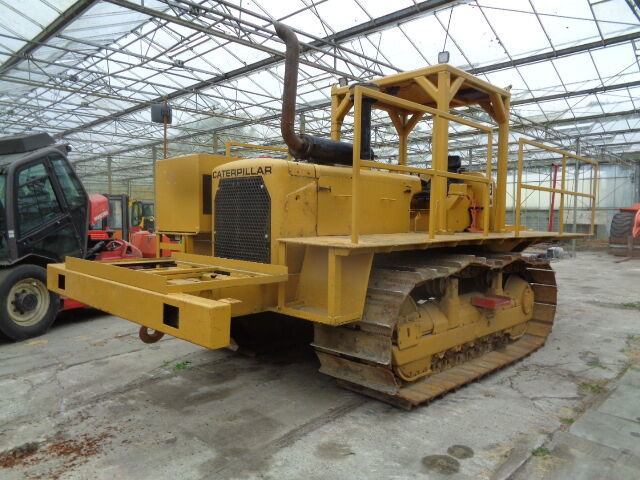 Caterpillar D6C - Tractor: foto 1 Caterpillar D6C - Tractor: foto 1