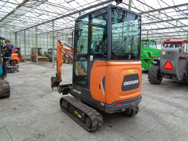 Doosan DX19 - Miniexcavadora: foto 1 Doosan DX19 - Miniexcavadora: foto 1