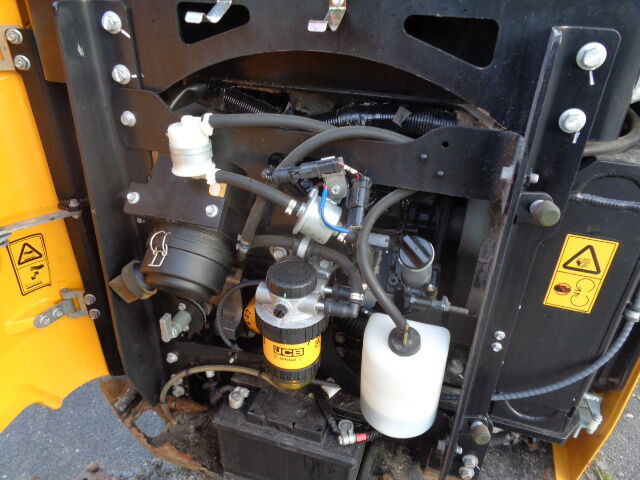 JCB 15C - Miniexcavadora: foto 5 JCB 15C - Miniexcavadora: foto 5