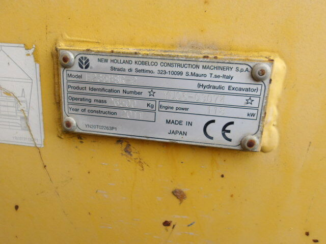 Excavadora de cadenas New Holland E235: foto 25 Excavadora de cadenas New Holland E235: foto 25