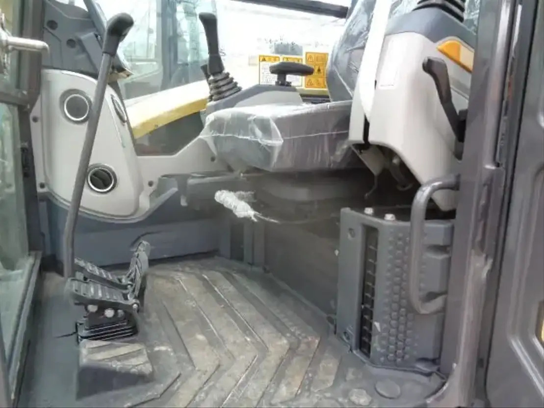 Excavadora de cadenas nuevo XCMG XE60GA: foto 8