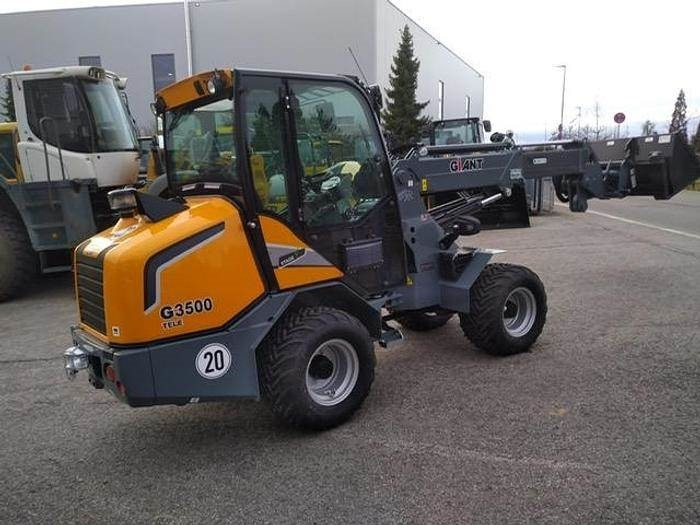 GiANT G3500 Tele - Cargadora de ruedas: foto 2 GiANT G3500 Tele - Cargadora de ruedas: foto 2