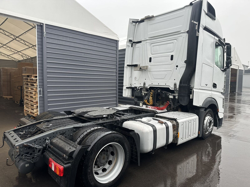 Mercedes-Benz Actros MP4 - Cabeza tractora: foto 4 Mercedes-Benz Actros MP4 - Cabeza tractora: foto 4