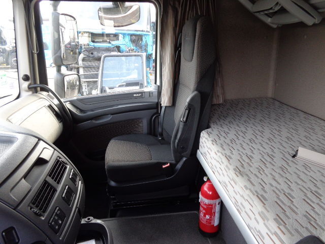 Cabina e interior para Camión DAF XF 106: foto 10