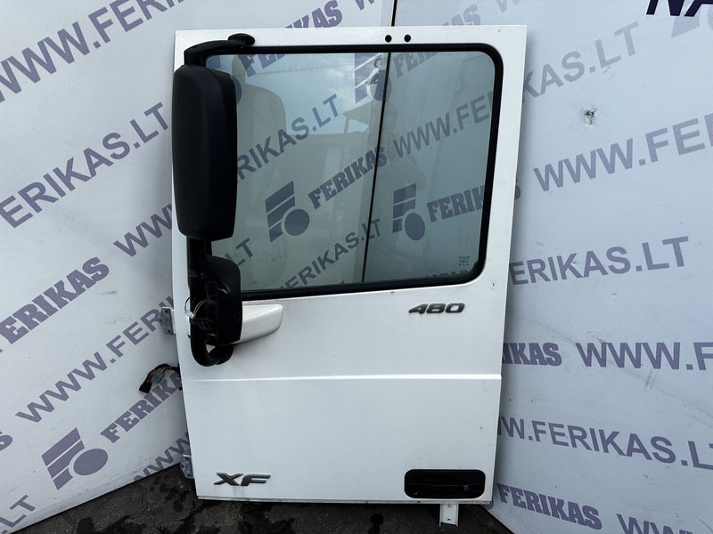 DAF left side - Puerta y piezas para Camión: foto 1 DAF left side - Puerta y piezas para Camión: foto 1