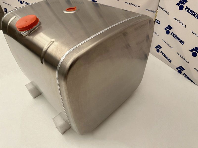 MAN - Depósito de combustible para Camión: foto 2 MAN - Depósito de combustible para Camión: foto 2