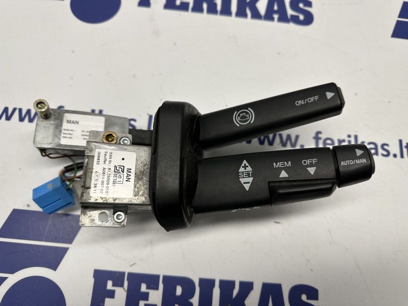 MAN gear shift lever, switch - Conmutador en la columna de dirección para Camión: foto 1 MAN gear shift lever, switch - Conmutador en la columna de dirección para Camión: foto 1