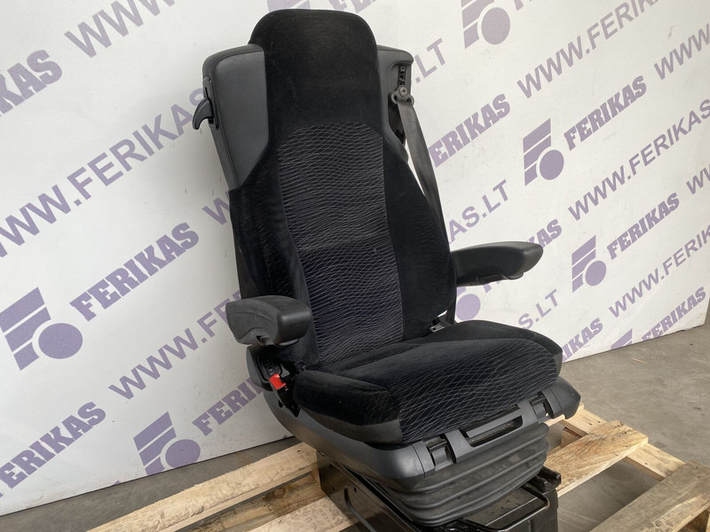 Mercedes-Benz MP4 actros - Asiento para Camión: foto 5 Mercedes-Benz MP4 actros - Asiento para Camión: foto 5