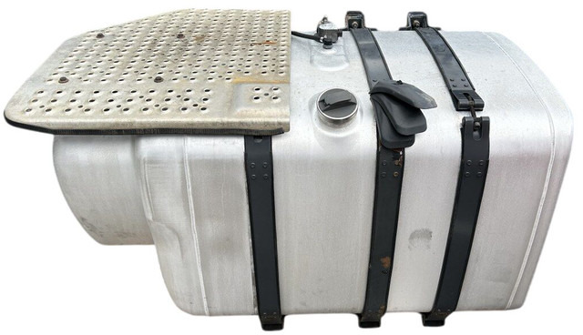 Scania 540L with brackets - Depósito de combustible para Camión: foto 1 Scania 540L with brackets - Depósito de combustible para Camión: foto 1