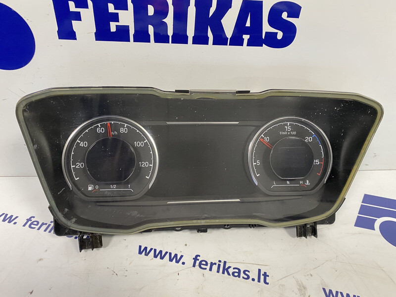 Scania R - Salpicadero para Camión: foto 2 Scania R - Salpicadero para Camión: foto 2